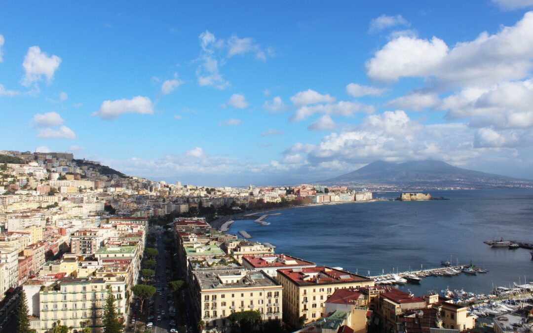 Guardare al mare per guardare al futuro. La sfida del CLab di Napoli